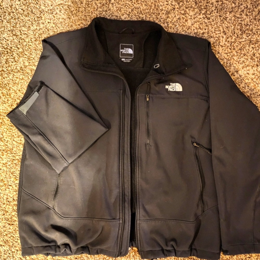 North Face jacket / need new zipper
